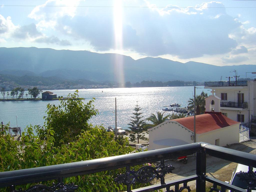 Kalimera Hotel Poros Town Eksteriør bilde