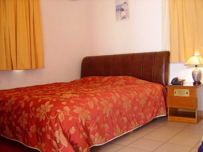 Kalimera Hotel Poros Town Eksteriør bilde