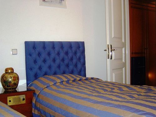 Kalimera Hotel Poros Town Eksteriør bilde